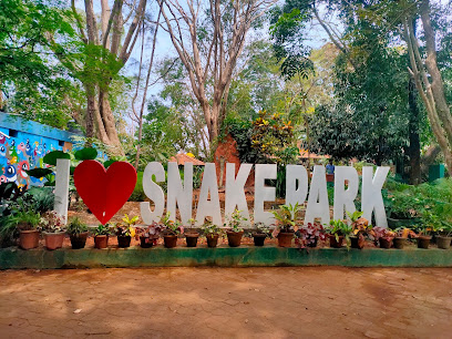 Parassinikkadavu Snake Park Kannur Kerala