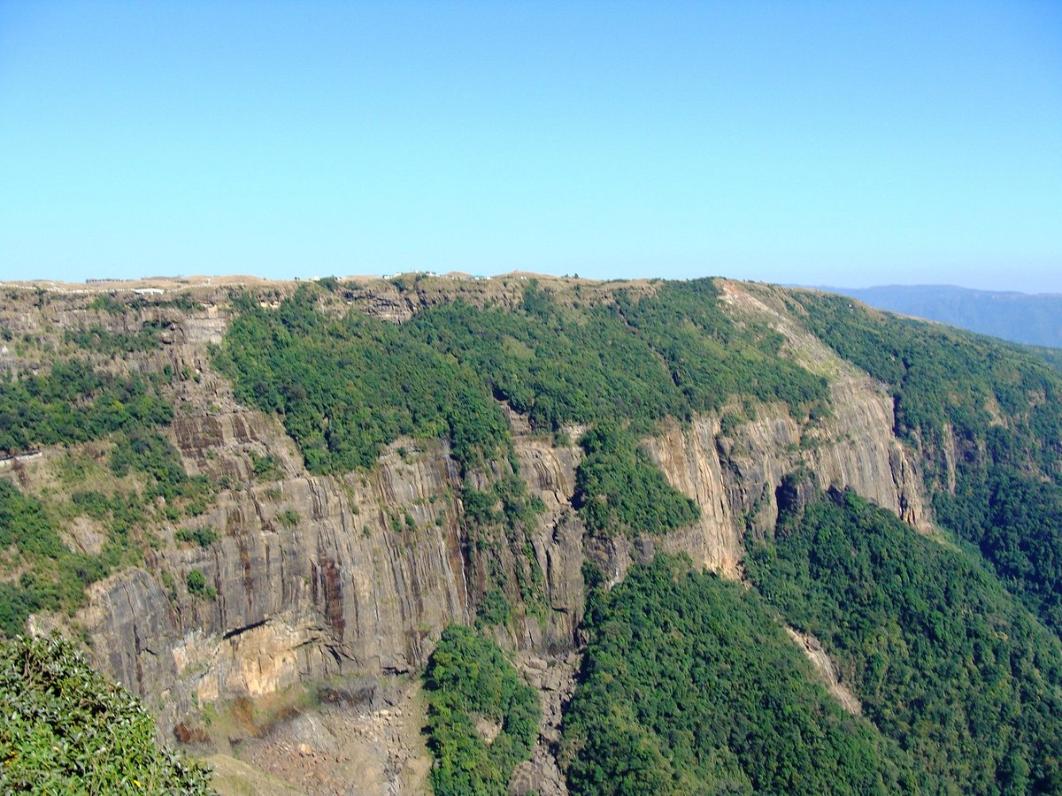 Nohsngithiang Falls Lad Ryngud Meghalaya