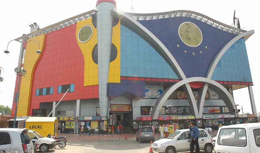 SRS Shopping Mall Faridabad Haryana